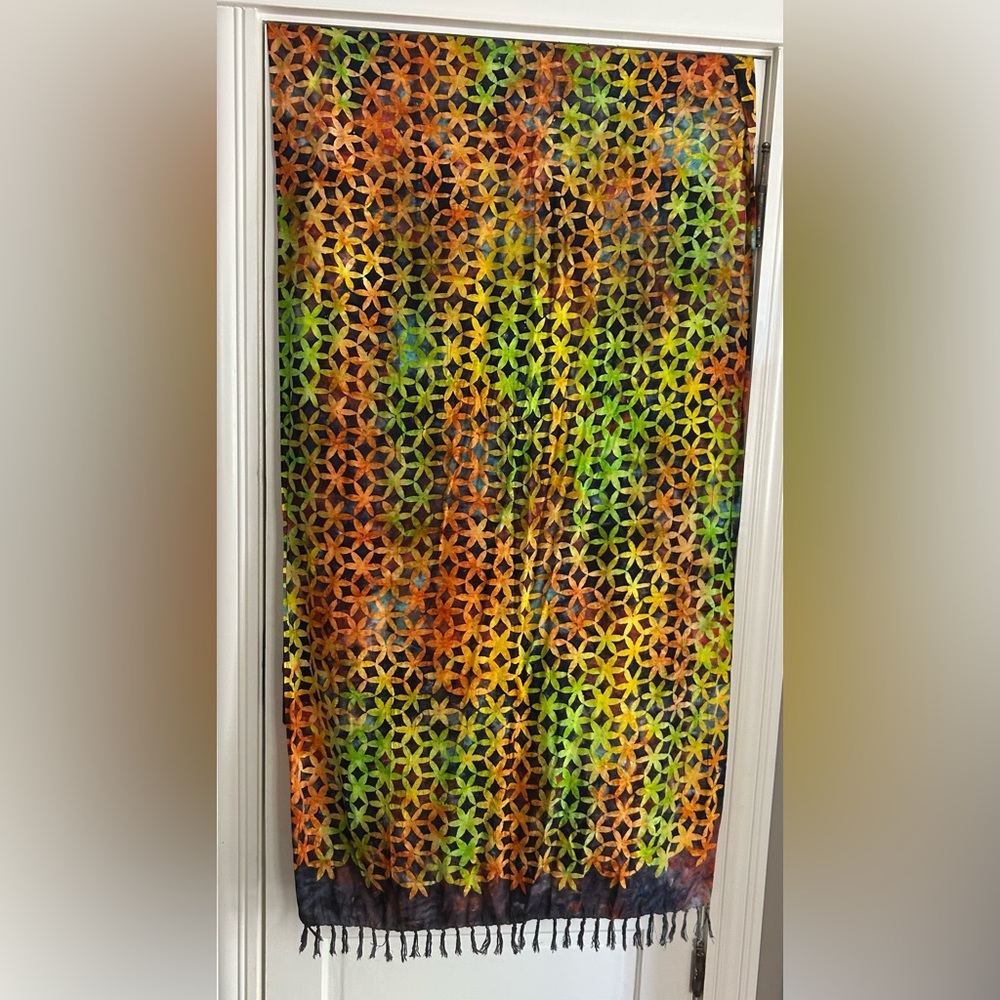 NWOT Large Hand-dyed Parisian Shawl - Picture 3 of 4
